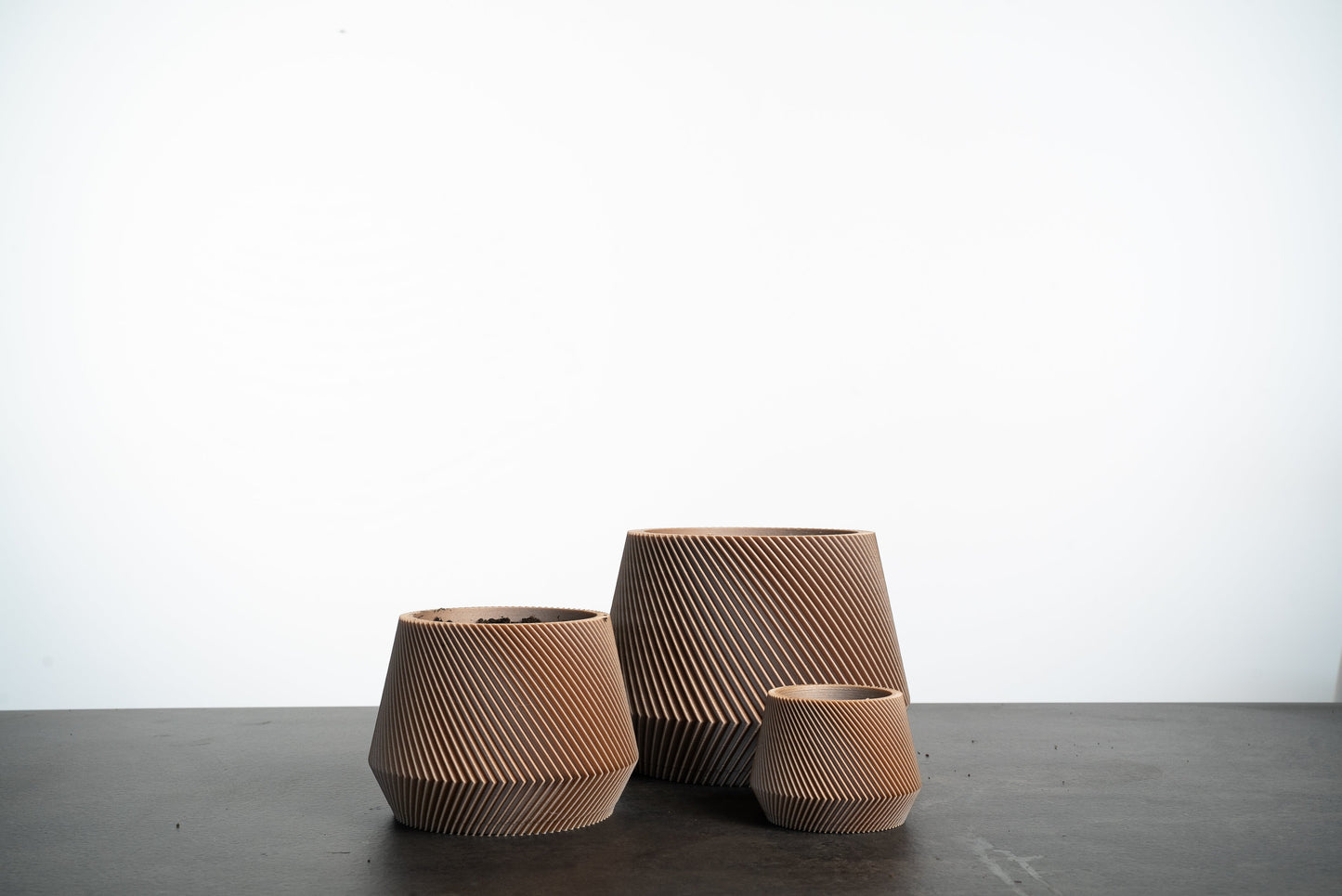 JACARANDA Black Flower Pot